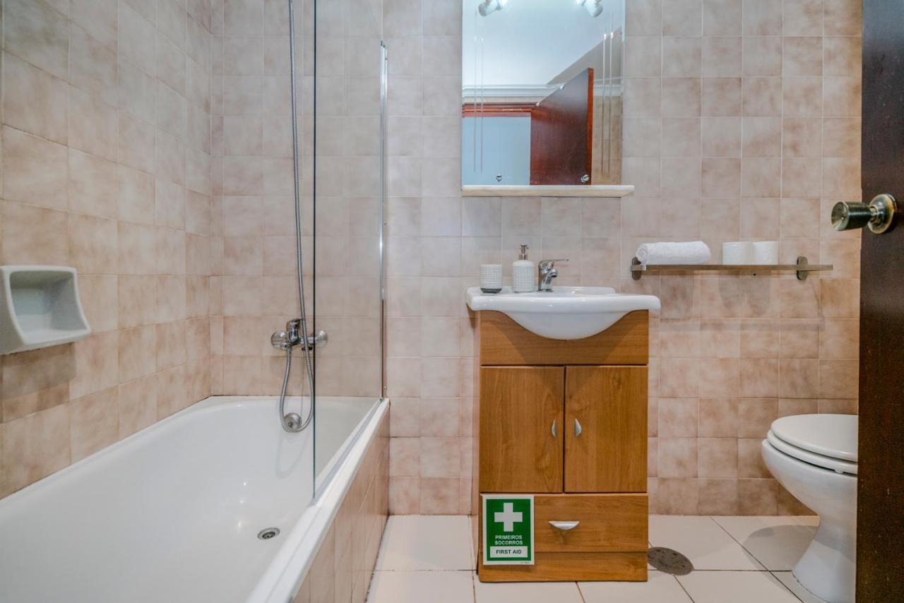 Lovely 1Bed Flat Short Walk To The Marina Vilamoura كوارتيرا المظهر الخارجي الصورة