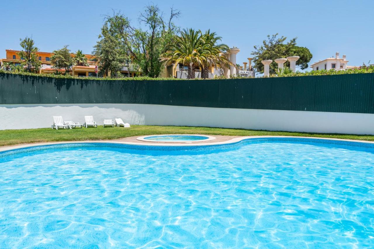 Lovely 1Bed Flat Short Walk To The Marina Vilamoura كوارتيرا المظهر الخارجي الصورة